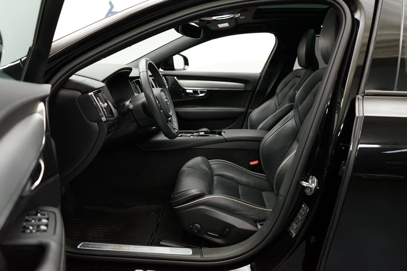 Bild 5 av Volvo V90 Recharge T6 Ultimate Dark, Harman/Kardon, Dragkrok