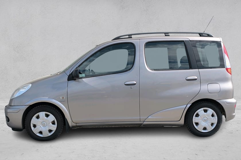 Bilde 3 av Toyota Yaris Verso Billigbil - EU ok til 02.10.2026