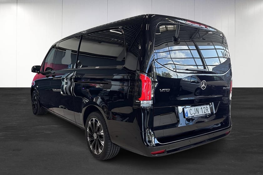Bild 3 av Mercedes-Benz Vito Tourer 124 CDI 4x4 3.1t Mixto Mixto Select 5-sits AIRMATIC 237hk lagerbil