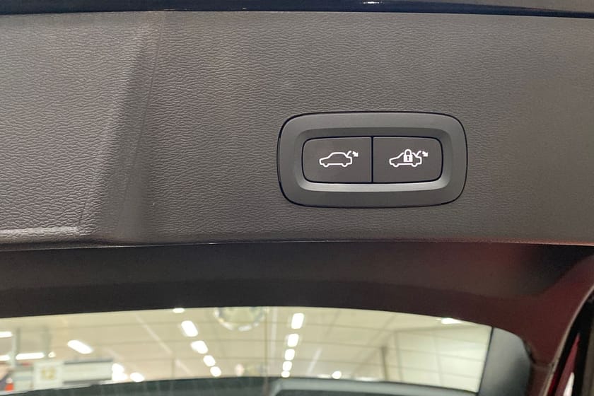 Bild 1 av Volvo XC40 Recharge Single Motor Core