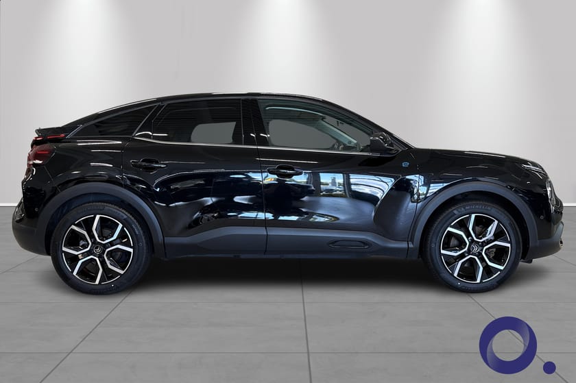 Bilde 4 av Citroën ë-C4 Shine 136 hk