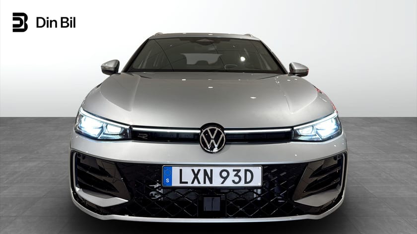 Bild 4 av Volkswagen Passat Variant eHybrid R-Line DSG Drag/P-värmare/Panorama