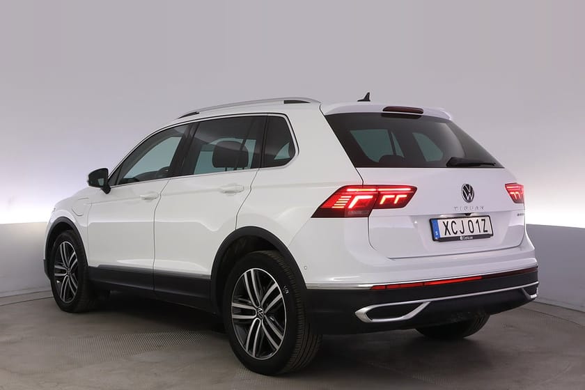 Bild 4 av Volkswagen Tiguan eHybrid Elegance Drag Cockpit AdapFart BSM
