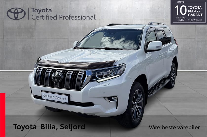 Bilde 1 av Toyota Land Cruiser 5-dørs /TOPPMODELL/KJØLEBOKS/BLACKPACK/204HK/