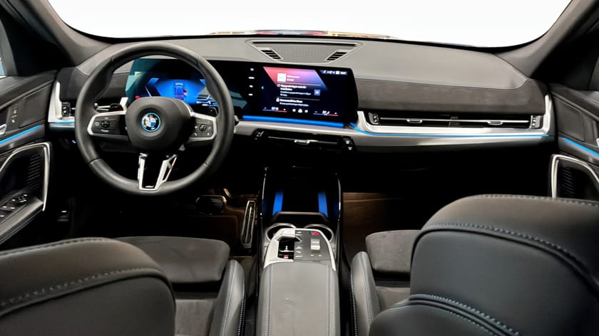 Bild 4 av BMW X1 xDrive25e 25e  M-Sport Rattvärme Drag