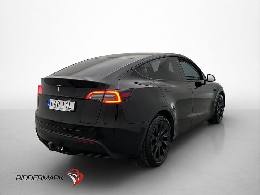Bild 5 av Tesla Model Y Standard Range RWD Dragkrok Autopilot Värmepump