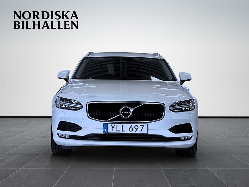 Bild 2 av Volvo V90 D4 Geartronic Momentum Värmare Dragkrok Helskinn