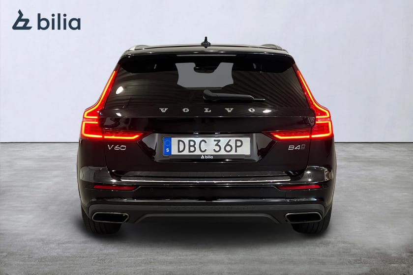 Bild 5 av Volvo V60 Cross Country B4 AWD D Adv NaviP Edt Parkeringskamera 360 Mörkt tonade rutor 5 st Panoramaglastak Infällbar dragkrok