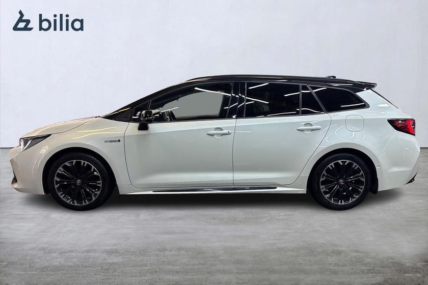 Bild 3 av Toyota Corolla Touring Sports Hybrid 2,0 GR-Teknik Bi-tone Dragkrok