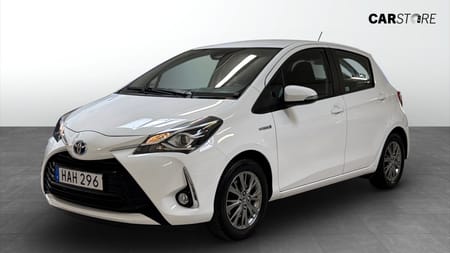 Toyota Yaris Hybrid e-CVT Active / Kamera / Farthållare