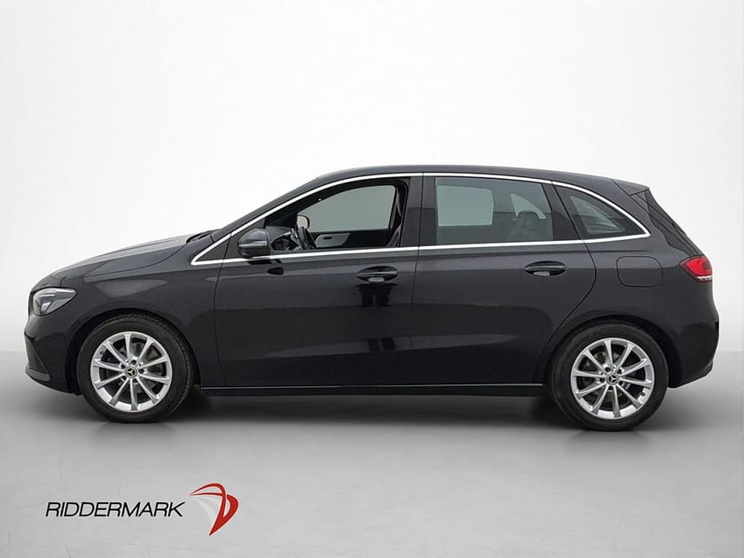 Bild 4 av Mercedes-Benz B 180 B180 136hk Halvskinn Kamera Keyless CarPlay