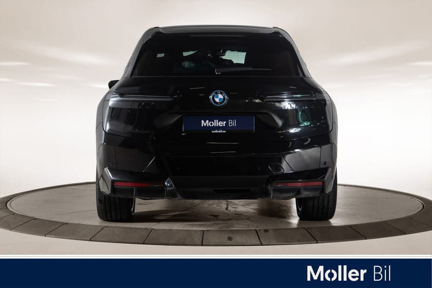 Bilde 4 av BMW iX xDrive50