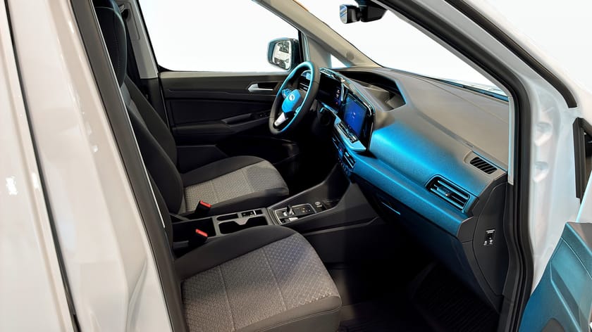 Bild 3 av Ford Transit Connect L2 LIMITED SKÅP 2.0 122 A FWD  Vinterhjul+ Service ingår