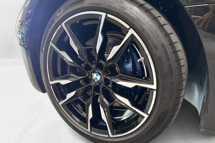 Bilde 2 av BMW i4 M60 xDrive Gran Coupé Fully Charged HarmanKardon, M-Sport, Krok