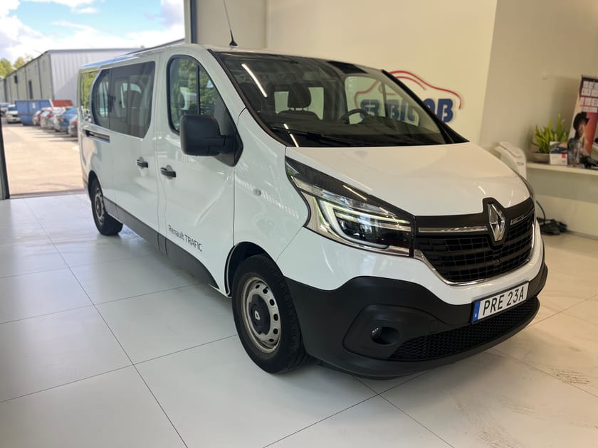 Bild 1 av Renault Trafic Grand Kombi 9-sits, bra skick