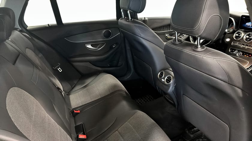 Bild 5 av Mercedes-Benz C 220 T d 4MATIC 