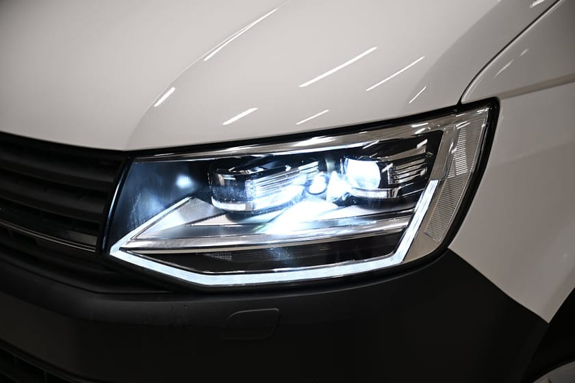 Bild 5 av Volkswagen Transporter DSG 150HK L2|Dubbelhytt|LED|Inredd|Drag|Värmare|Leasbar