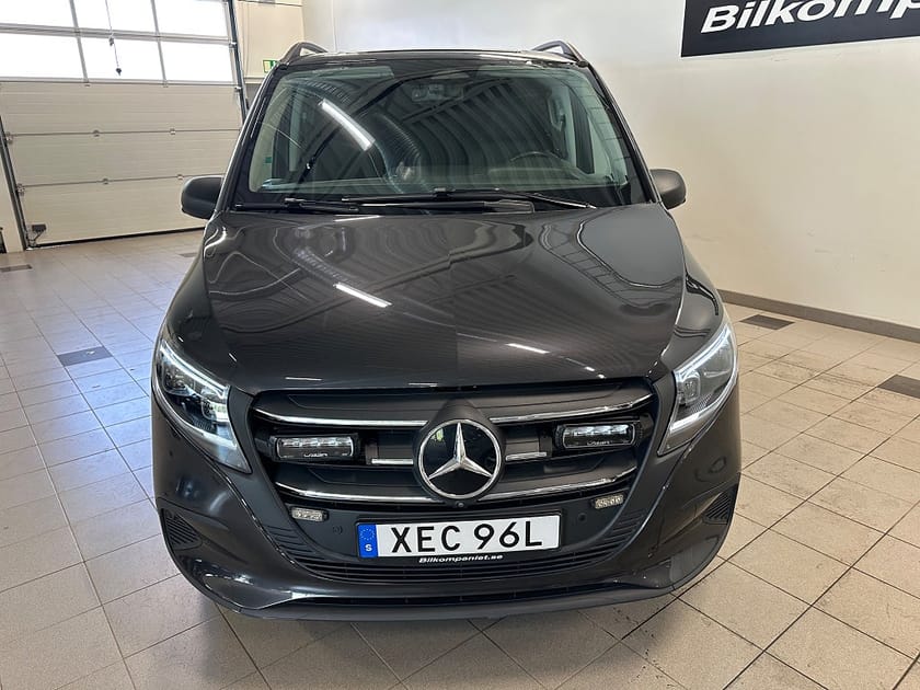 Bild 2 av Mercedes-Benz Vito 119 CDI 4x4 3.0t Mixto 5-sits