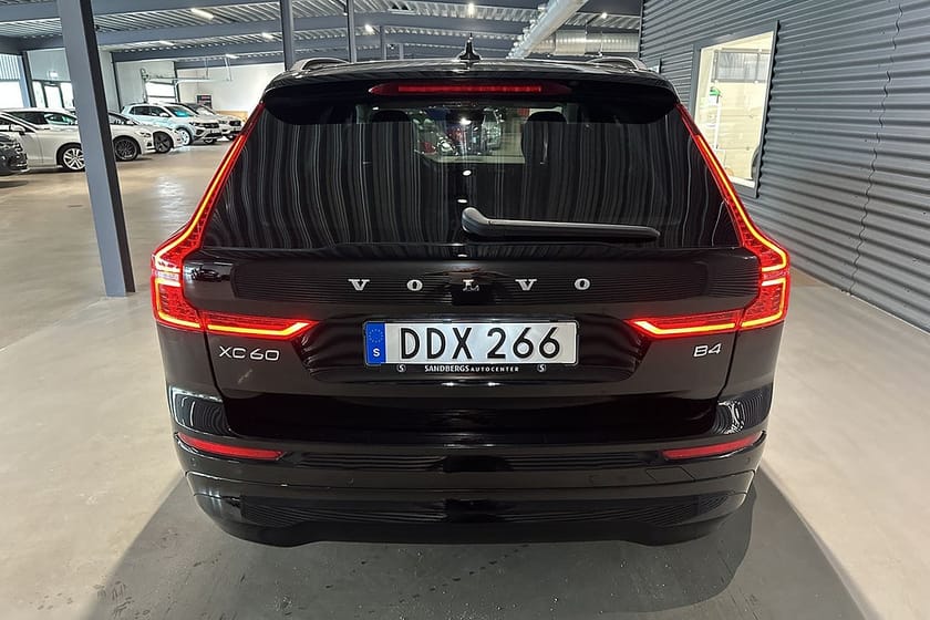 Bild 5 av Volvo XC60 B4 Momentum Advanced Edition II Backkamera Värmare Eu6