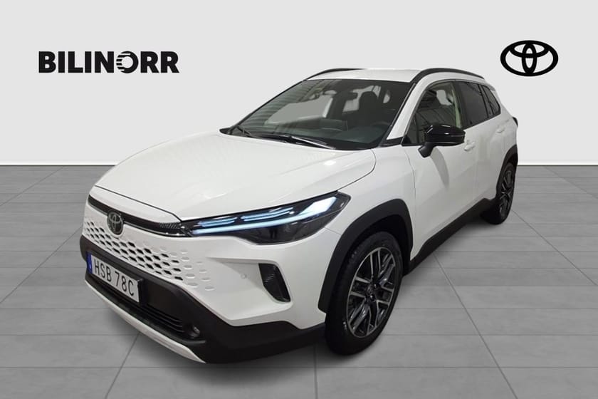 Bild 1 av Toyota Corolla Cross Hybrid AWD-i 2,0 STYLE V-HJUL