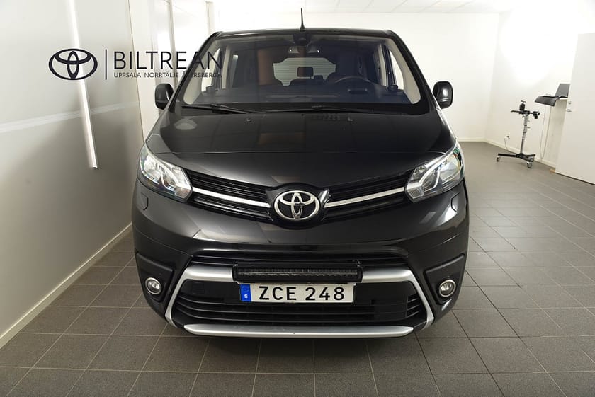 Bild 5 av Toyota Proace Verso 2.0 D-4D Premium Värmare Head-Up 8-sits Dragkrok