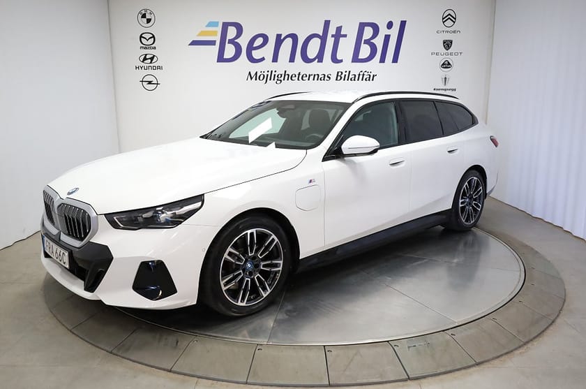 Bild 4 av BMW 530e xDrive Touring M Sport / Harman Kardon