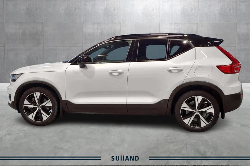 Bilde 2 av Volvo XC40 Recharge P8 AWD ADAPTIV CRUISE, 360'', SPORTSTOLER