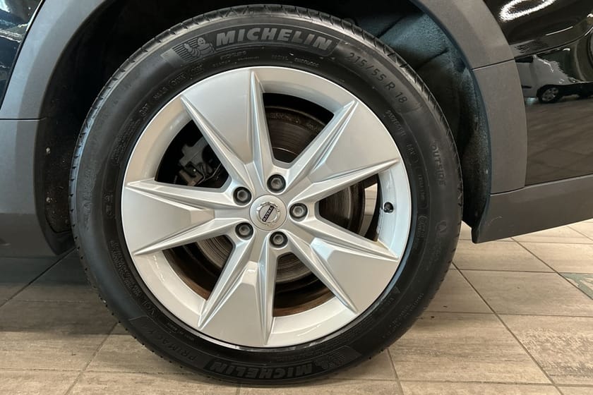 Bild 5 av Volvo V60 Cross Country B4 AWD D Adv NaviP Edt