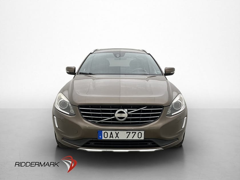 Bild 2 av Volvo XC60 D4 AWD Summum Värmare VOC Pano Navi Skinn Drag