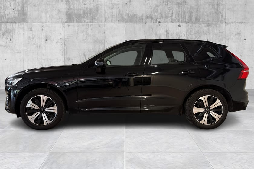 Bilde 2 av Volvo XC60 Recharge T8II Plus Dark/456 hk/79 km/360/Krok/Pano/H&K