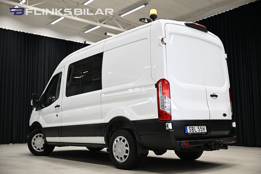 Bild 4 av Ford Transit 350 Crew Van TDCi AWD 130HK Dubbelhytt|V-Inredd|Nykamrem|EnÄgare
