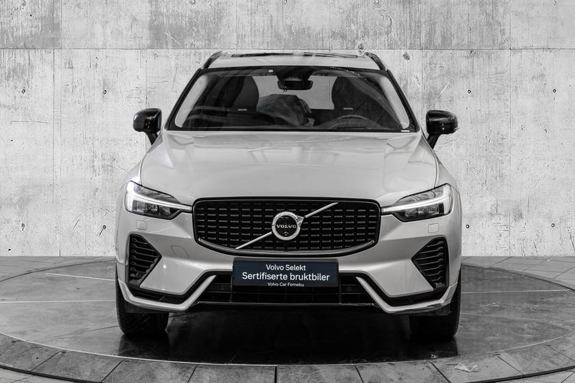 Bilde 4 av Volvo XC60 T6 AWD Plug In Hybrid Ultimate Dark 350Hk. Topputstyrt