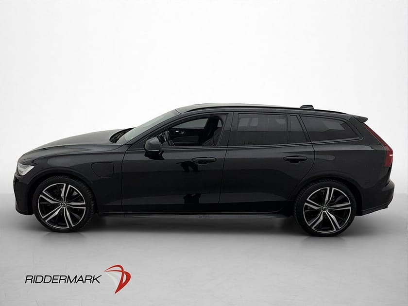 Bild 4 av Volvo V60 T8 AWD 392hk R-Design BLIS Drag Navi Kamera