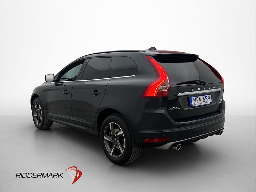 Bild 3 av Volvo XC60 D4 AWD R Design Panorama Värmare Sensorer Adaptiv
