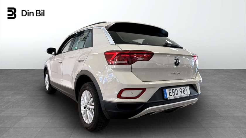 Bild 3 av Volkswagen T-Roc TSI 110 sensorer/farthållare/car-play
