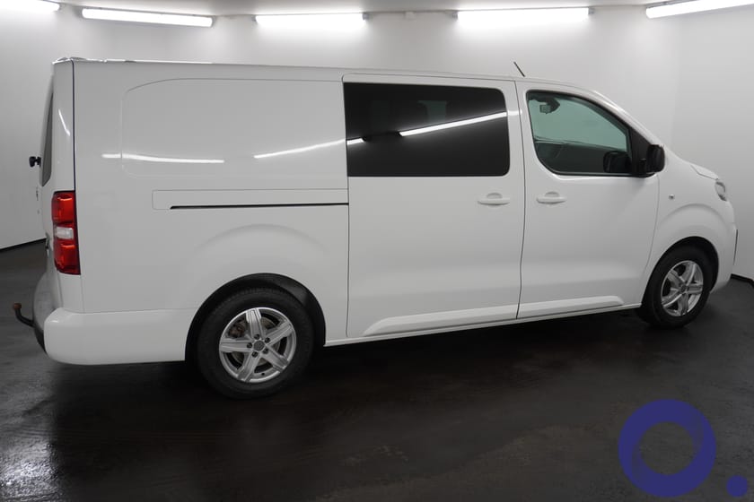 Bilde 2 av Peugeot e-Expert Mester Pluss L3 75 KWH Hengerfeste