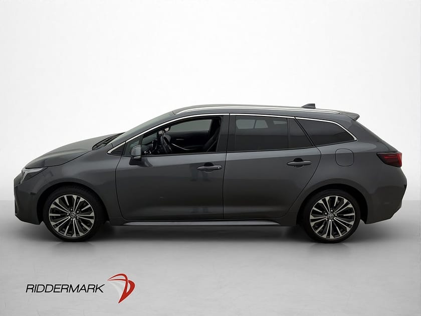 Bild 4 av Toyota Corolla Touring Sports Hybrid Style Plus Cockpit Kamera Navi