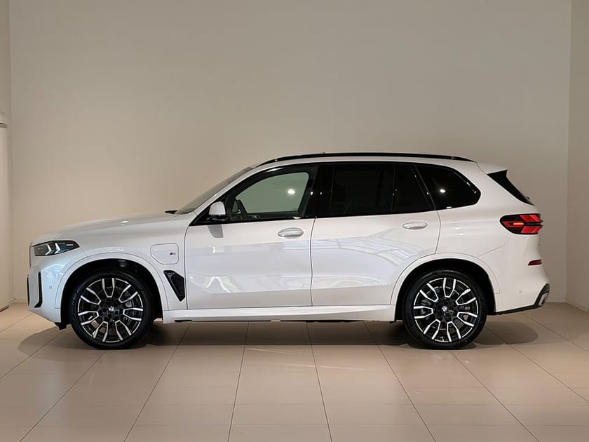 Bild 2 av BMW X5 xDrive50e xDrive 50e, M-Sport-Business Ed, Panorama, Komfortstol