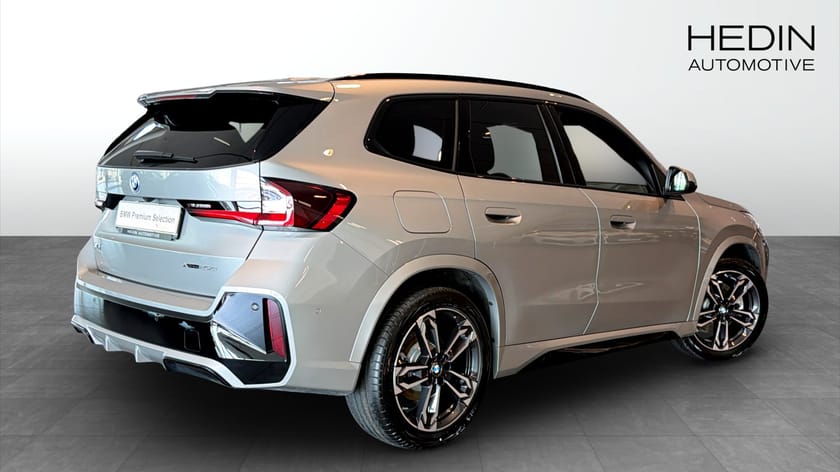 Bild 2 av BMW X1 xDrive25e 25e xDrive M-Sport Drag Rattvärme