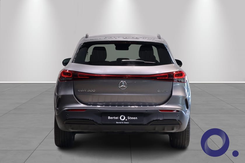 Bilde 3 av Mercedes-Benz EQA 300 4MATIC ///AMG Line | Nattpakke | Adaptiv cruise