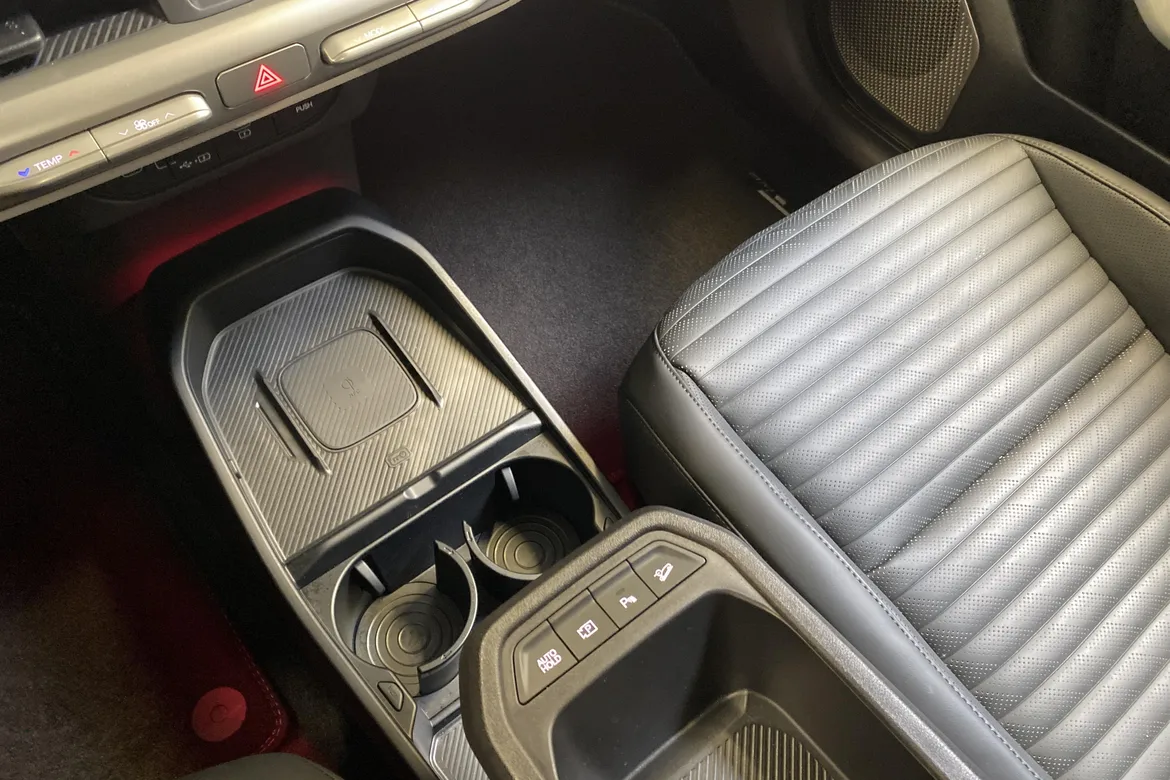 picture of a car