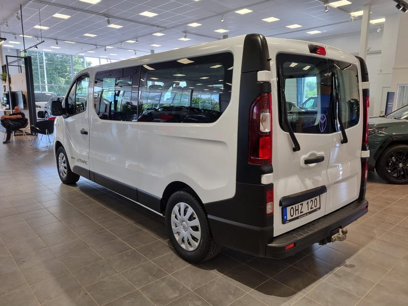 Bild 3 av Renault Trafic Kombi Passenger 9-sits Värmare Moms Drag
