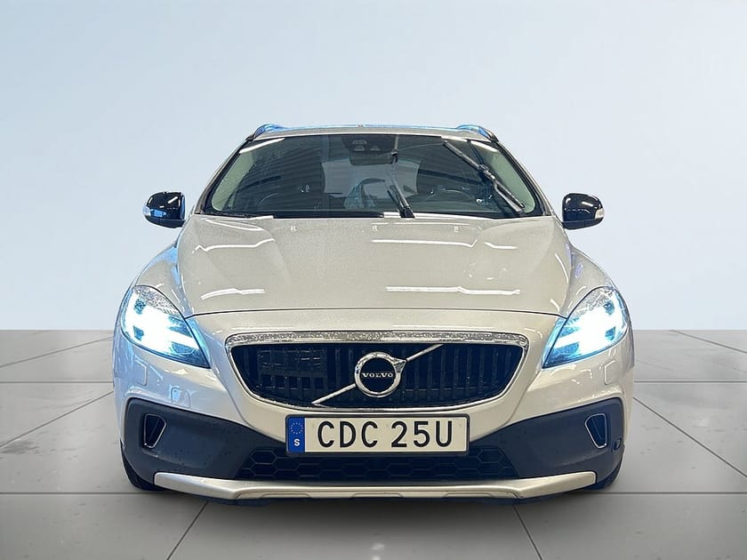Bild 2 av Volvo V40 Cross Country D3 Pro Edition Drag/SoV-Däck/Navi/Adap Fart/Kamera