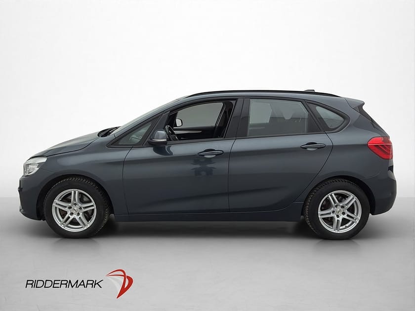 Bild 4 av BMW 220d xDrive Active Tourer 220 190hk B-Kamera Drag Bluetooth