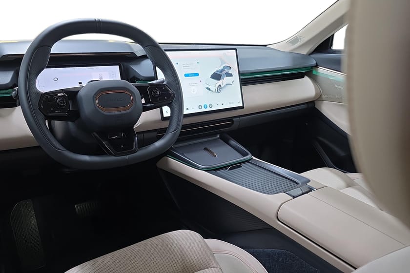 Bild 3 av Lynk & Co 08 PHEV Dragkrok/360° kamera/Panorama