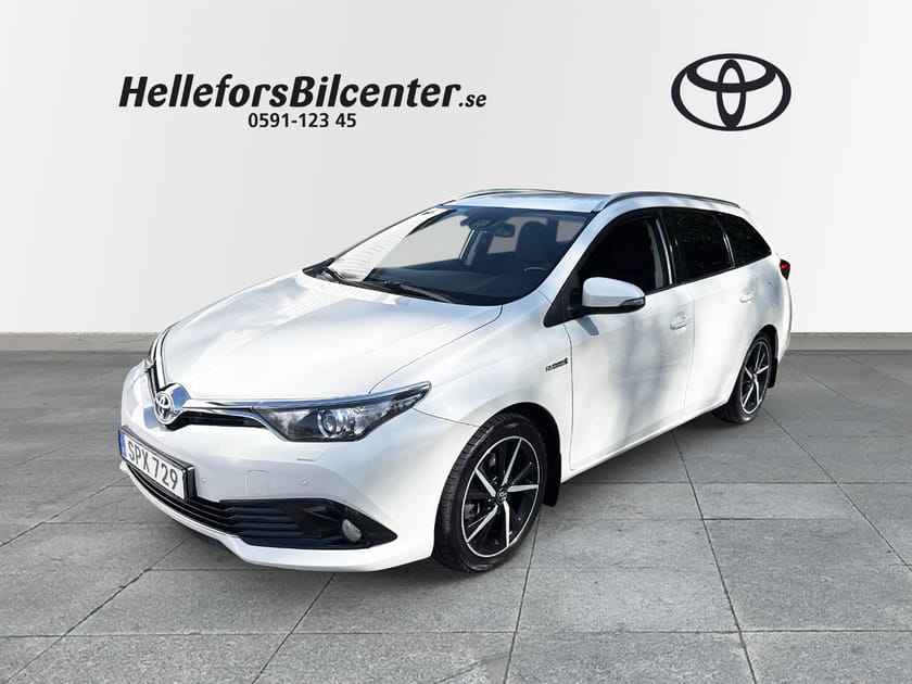 Bild 1 av Toyota Auris Touring Sports Hybrid TS Intense edt P-sensorer Motorv Vhjul
