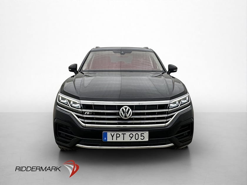 Bild 2 av Volkswagen Touareg 3.0 TDI 4M R-Line Matrix Värmare Drag