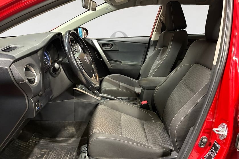 Bild 3 av Toyota Auris Touring Sports Hybrid e-CVT 136 HK AUT NAVI B-KAMERA