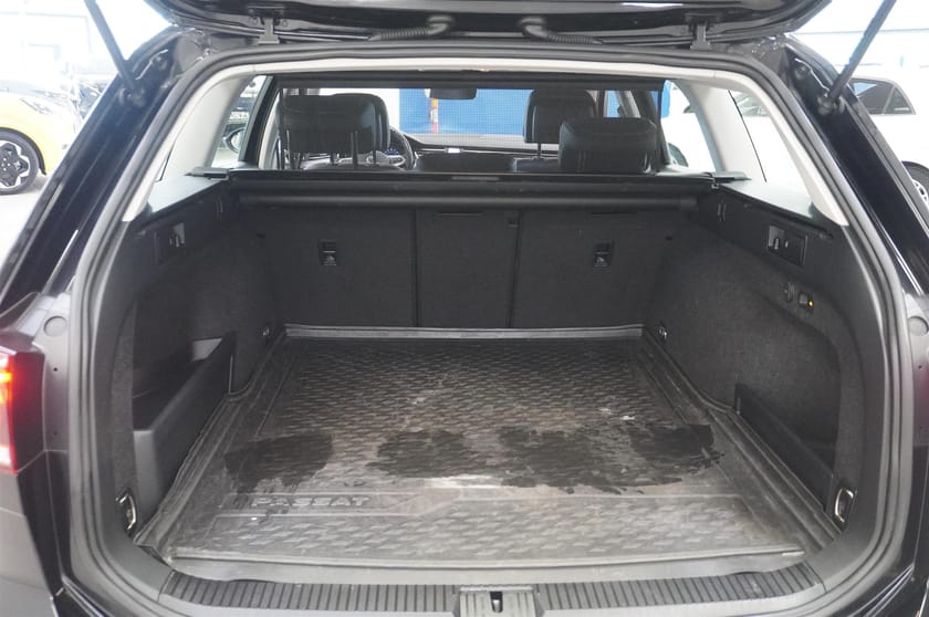 Bild 5 av Volkswagen Passat Sportscombi GTE Varaiant 218 hk Drag Backkamera 218 hk Aut