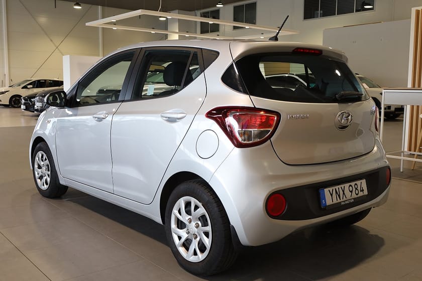 Bild 3 av Hyundai i10 1.0 blue 67HK Comfort Rattvärme AUX USB